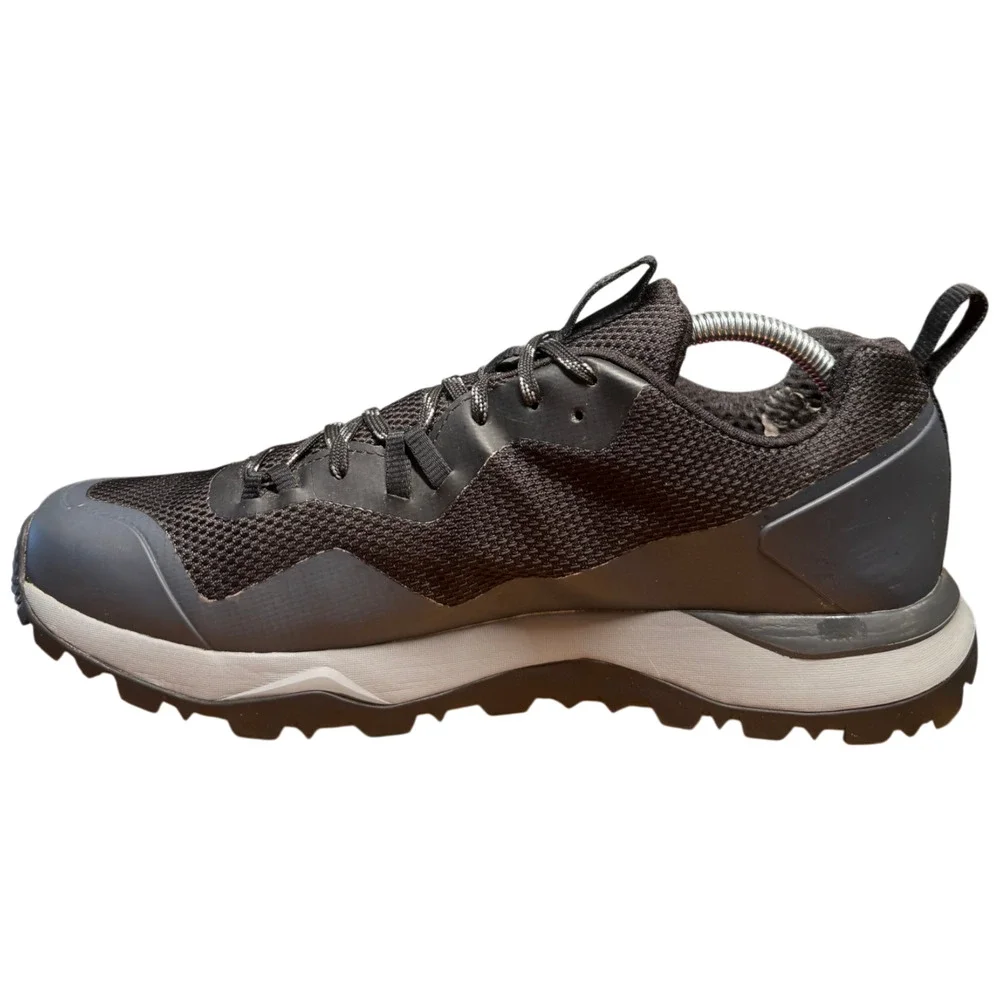 THE NORTH FACE Activist Futurelight Men 10.5 Trail Hiking Shoes Black Grey *Read